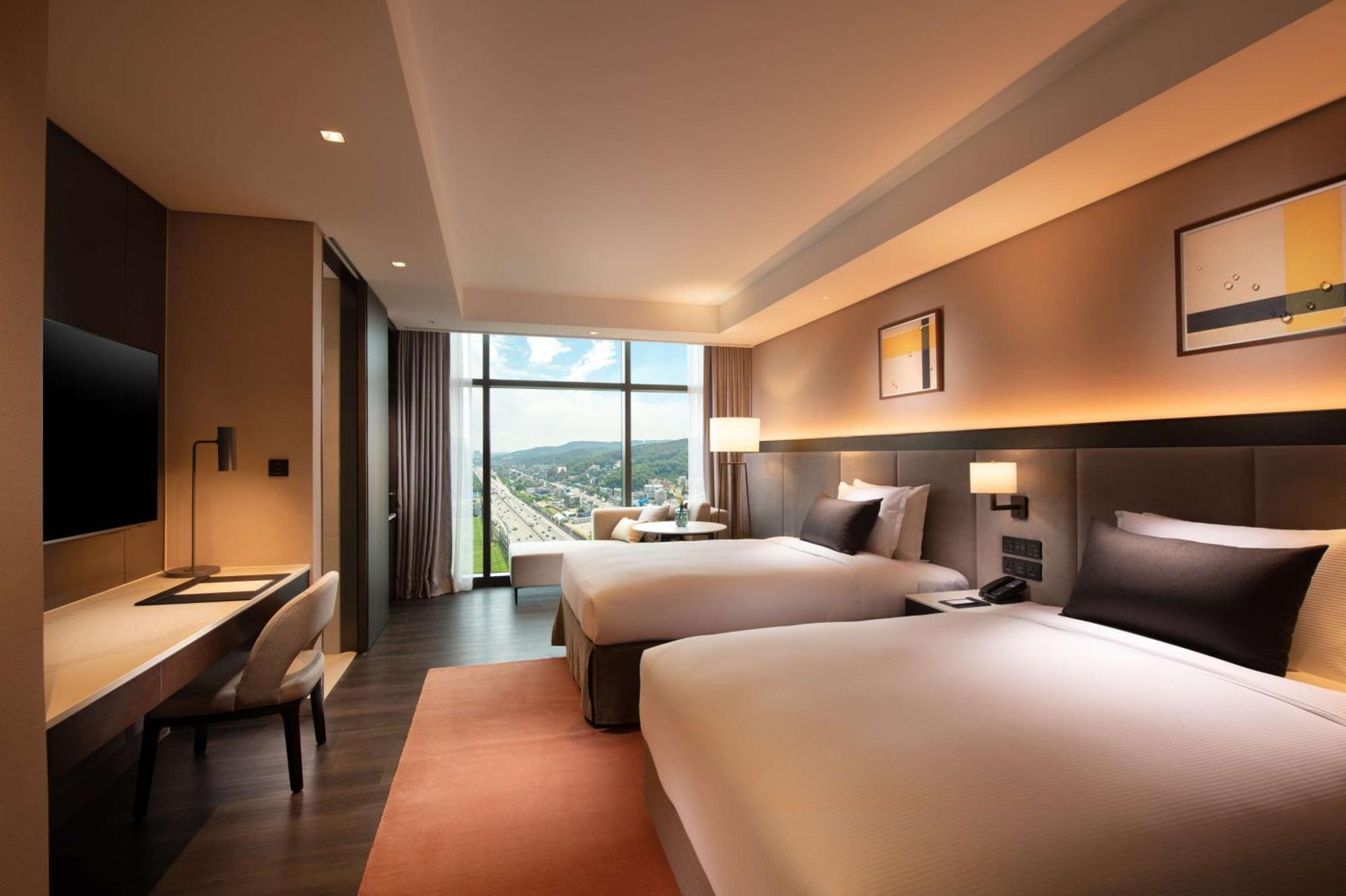 Hotel Doubletree By Hilton Seoul Pangyo Seongnam Exterior foto